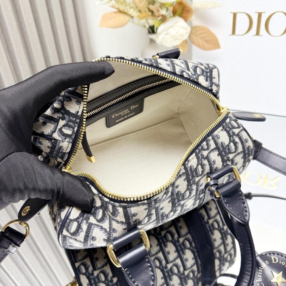 Dior shoulder bag handbag - Picture 8 of 9